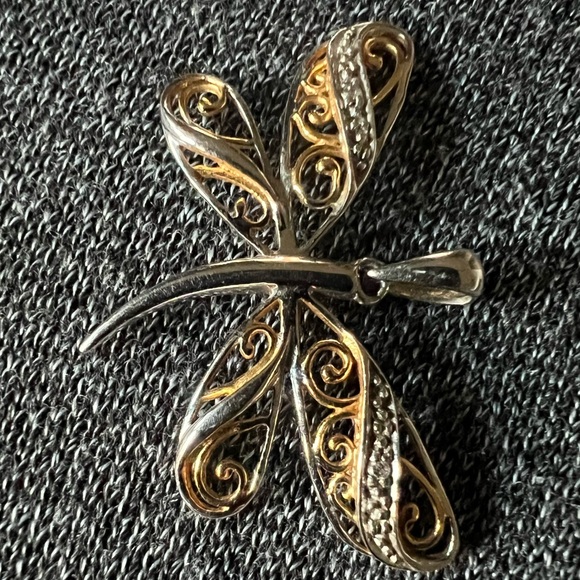 Dragonfly pendant 10k and diamonds - Picture 5 of 14